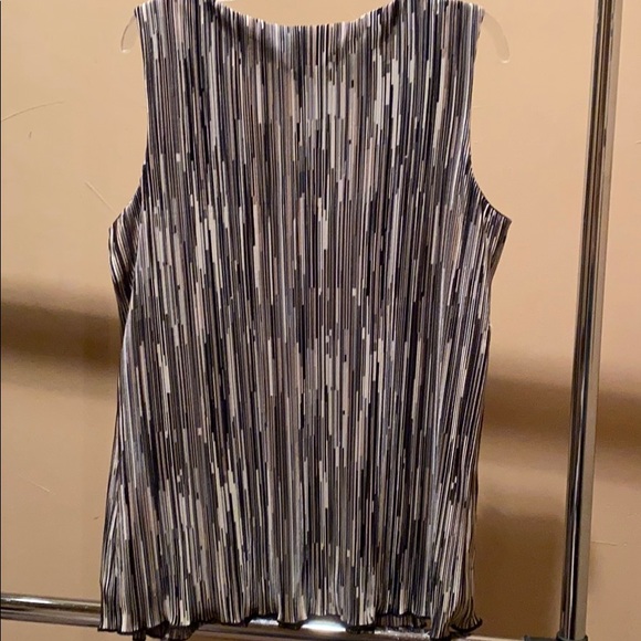 Blouse - Picture 4 of 5